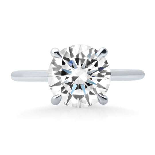 Lab grown diamond engagement rings are hot!