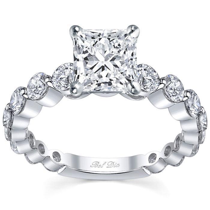 Single Diamond Prong Engagement Ring deBebians
