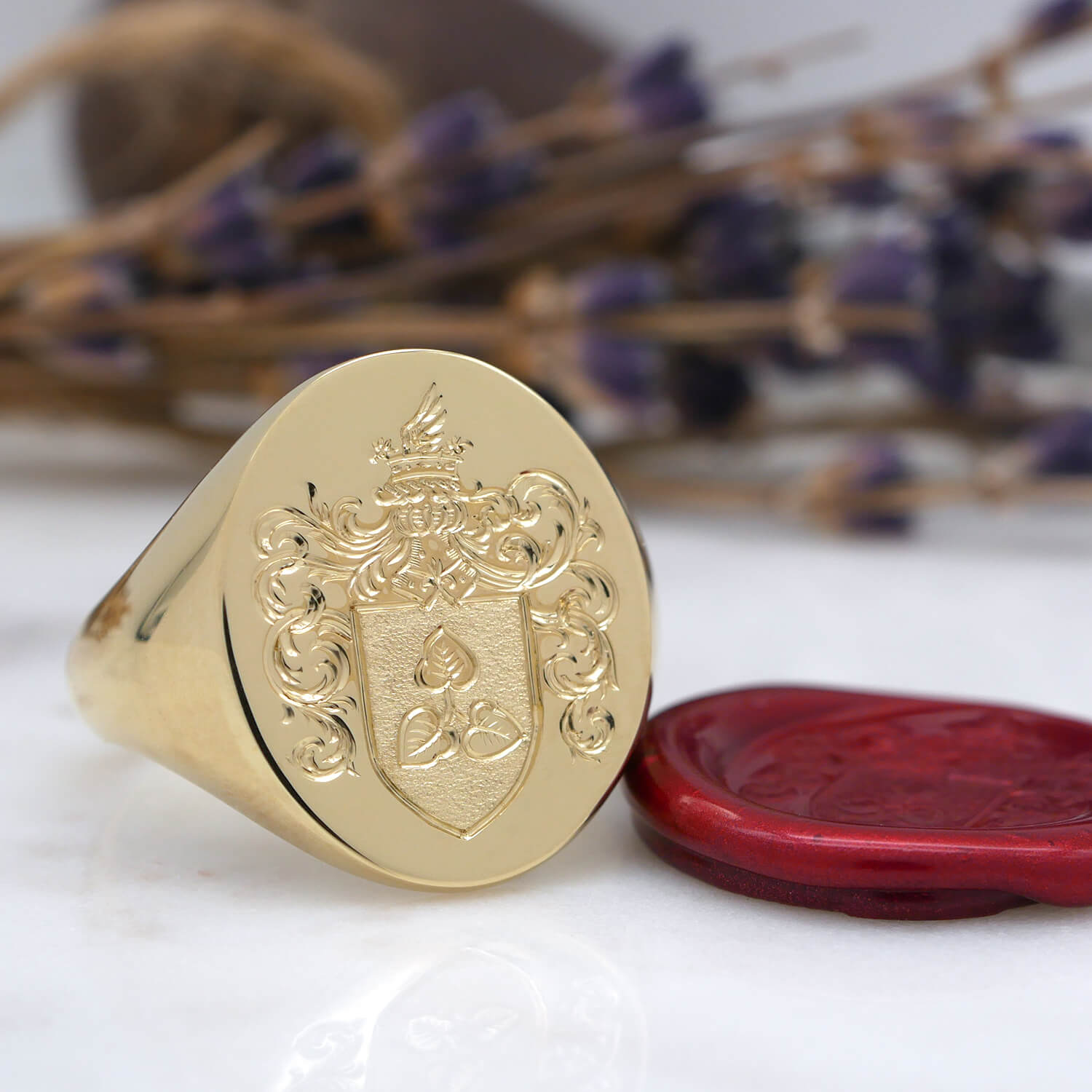 44791-SRM-OS-L-CAD-family-crest-hand-engraved-gold-signet-ring-wax-seal