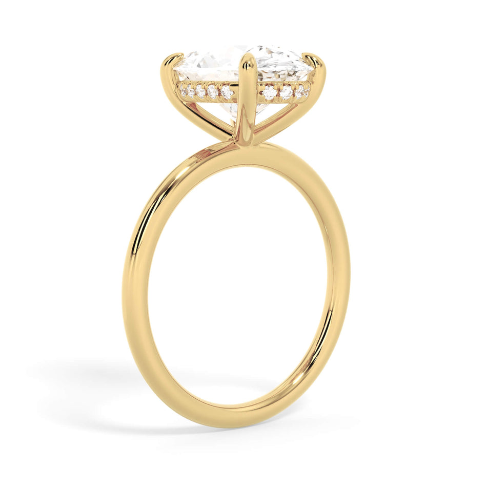 Classic Solitaire Style Engagement Ring with Diamond Basket