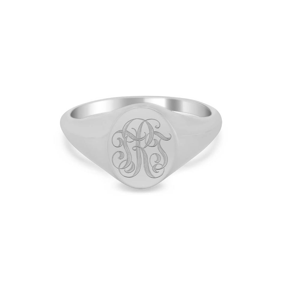 Women's Oval Signet Ring - Extra Small - Hand Engraved Script Monogram