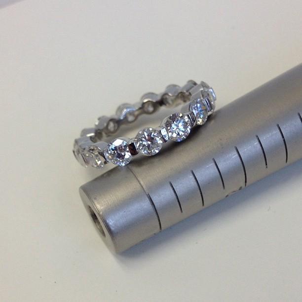 Round Single Prong Diamond Eternity Band - 4.00 carat - I1 Clarity Diamond Eternity Rings deBebians 