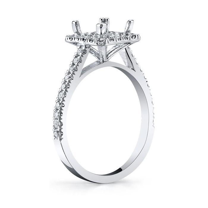 Princess Cut Halo Engagement Ring Halo Engagement Rings deBebians 